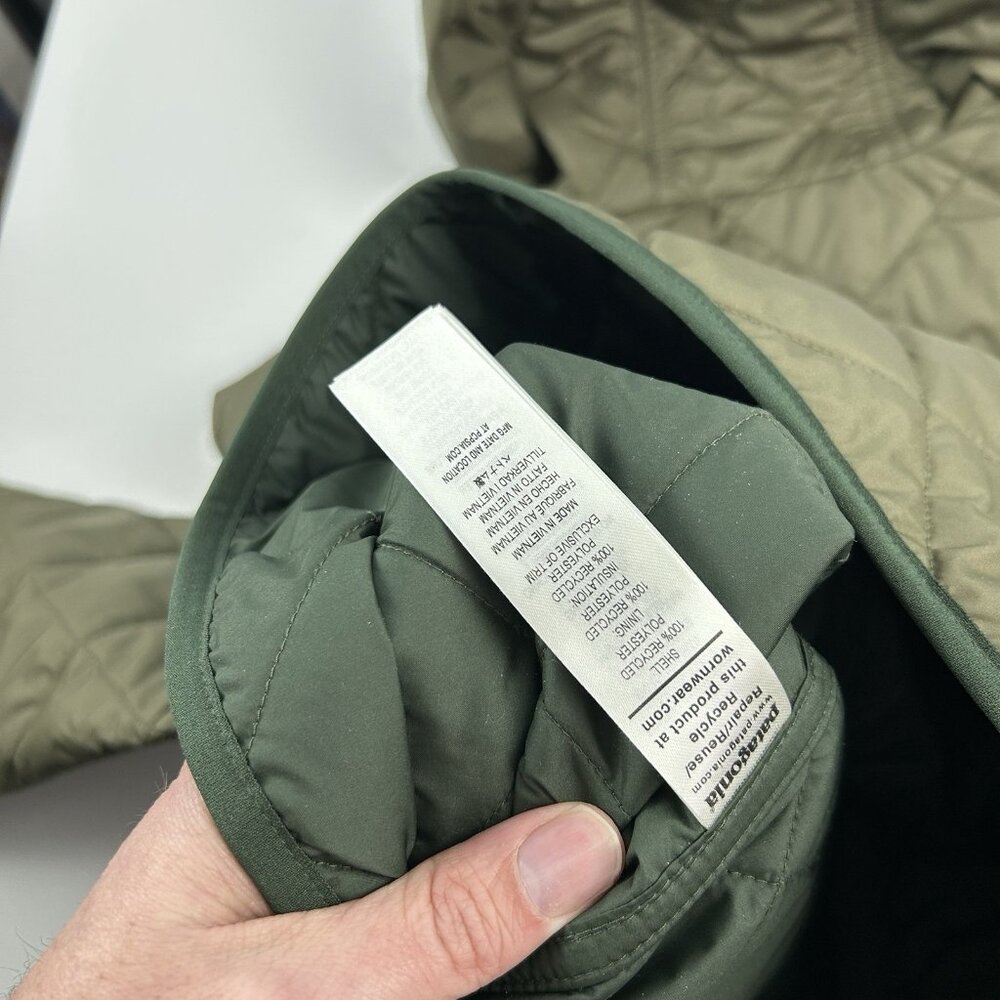 Patagonia Women’s Diamond Quilted Bomber Hoody Jacket Size Medium Basin Green - Picture 10 of 11